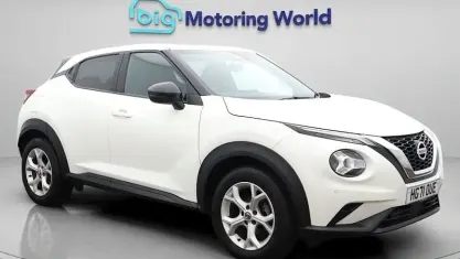 Używany Nissan Juke N-Connecta 114 KM (83 kW) 2022 Biały SUV