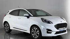 White Used 2023 Ford Puma ST-Line Hatchback | £15,150 (Good price)