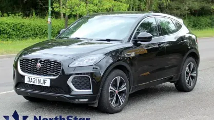 Używany Jaguar E-Pace R-Dynamic 204 KM (150 kW) 2024 SUV