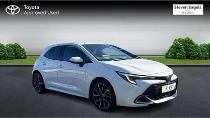 Used Toyota Corolla 140 HP (102 kW) 2026 Hatchback