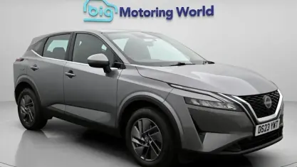Used Nissan Qashqai Acenta Premium 140 HP (102 kW) 2023 Grey SUV