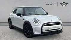 Silver Used 2022 Mini Cooper Classic Hatchback | £19,285 (Fair price)