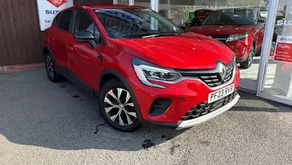 Used Renault Captur Evolution 91 HP (66 kW) 2023 Red SUV