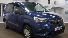 Blue Used 2019 Vauxhall Combo Design Edition MPV | £9,899 (Good price)