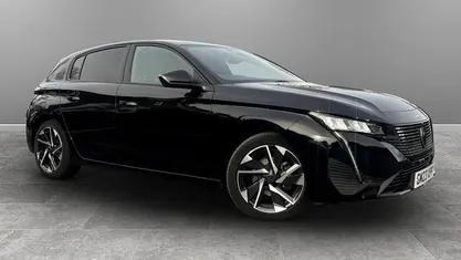 Used Peugeot 308 Allure Premium 131 HP (96 kW) 2023 Hatchback