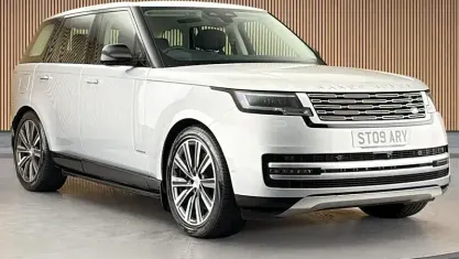 Used Land Rover Range Rover Autobiography 460 HP (338 kW) 2024 Hakuba silver SUV