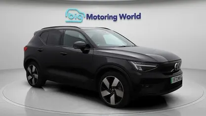 Black Used 2022 Volvo XC40 Ultimate SUV | £27,000 (Fair price)