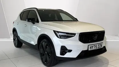 Used 2025 Volvo XC40 Plus SUV | £35,490 (Good price)