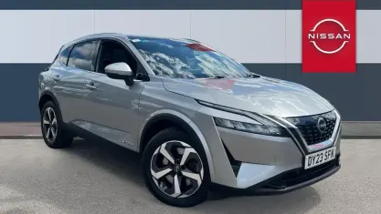 Używany Nissan Qashqai N-Connecta 190 KM (139 kW) 2023 Srebrny SUV