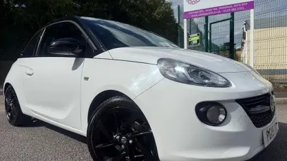 Used Vauxhall Adam 69 HP (50 kW) 2019 White Hatchback