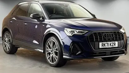 Used Audi Q3 Advanced 150 HP (110 kW) 2021 Navarra blue metallic/navarra blue metallic SUV