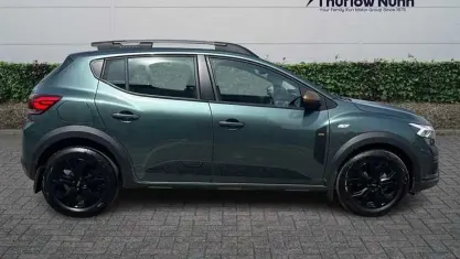 Used Dacia Sandero Extreme 110 HP (80 kW) 2024 Green Hatchback