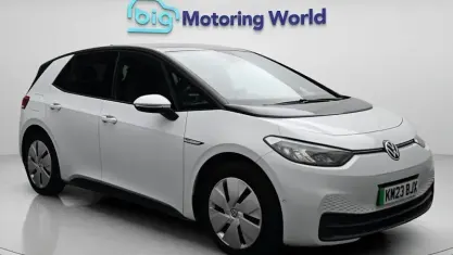Used VW ID.3 Pro Performance 150 kW (204 HP) 2023 White Hatchback