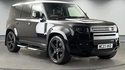 Usado Land Rover Defender HSE Dynamic 249 HP (183 kW) 2025 SUV