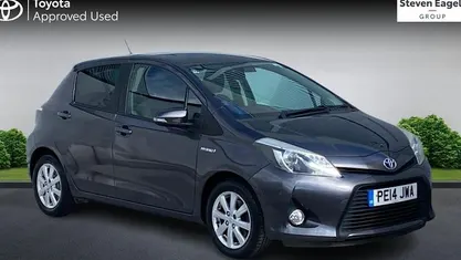 Used Toyota Yaris Hybrid 101 HP (74 kW) 2014 Hatchback