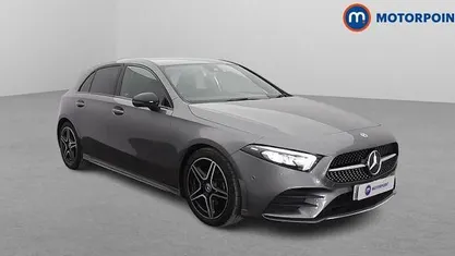 Usado Mercedes A200 Executive 163 HP (119 kW) 2022 Cinzento Citadino
