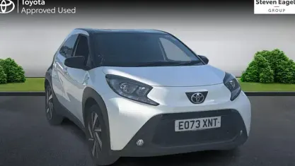 Used Toyota Aygo X 72 HP (52 kW) 2023 White SUV