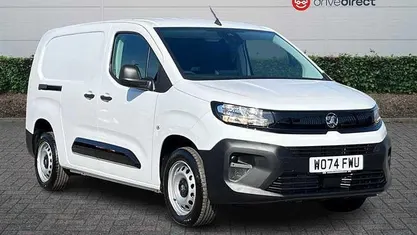 New 2025 Vauxhall Combo MPV | £16,995 (Fair price)