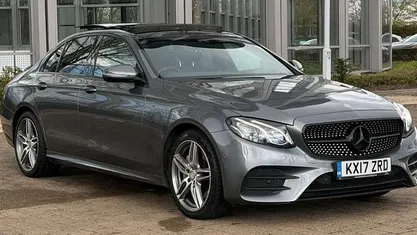 Used Mercedes E220 AMG Line Premium 194 HP (142 kW) 2019 Sedan