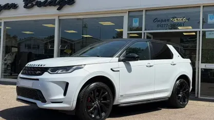 Used Land Rover Discovery Sport SE Dynamic 180 HP (132 kW) 2020 White SUV