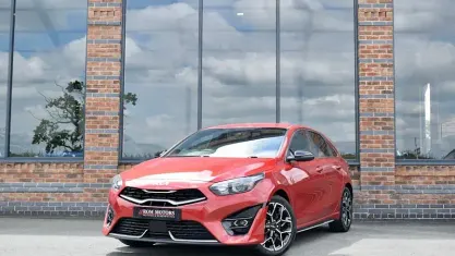 Used Kia Ceed GT-Line 160 HP (117 kW) 2023 Red Hatchback