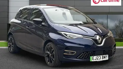 Used Renault Zoe Iconic 100 kW (136 HP) 2023 Blue Hatchback