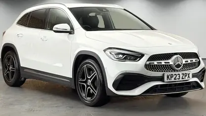 Used Mercedes GLA200 AMG line 163 HP (119 kW) 2022 Digital white SUV