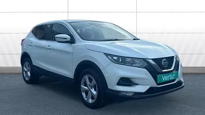 Used Nissan Qashqai Acenta Premium 140 HP (102 kW) 2020 White SUV