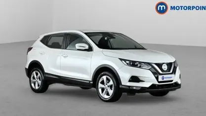 Used Nissan Qashqai Acenta Premium 160 HP (117 kW) 2020 White SUV