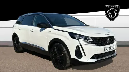 Usado Peugeot 5008 GTi 131 HP (96 kW) 2023 Branco SUV