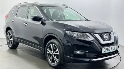 Usado Nissan X-Trail N-Connecta 177 HP (130 kW) 2017 Preto SUV