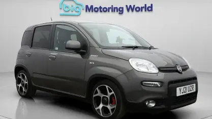 Usado Fiat Panda Sport 69 HP (50 kW) 2021 Cinzento Citadino