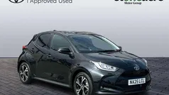Black Used 2025 Toyota Yaris Hybrid Design Hatchback | £20,500 (Fair price)
