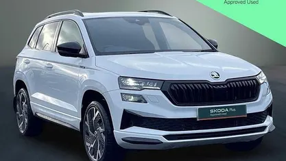 Used 2024 Skoda Karoq SportLine SUV | £23,200 (Fair price)