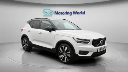 Used Volvo XC40 R-Design Pro 262 HP (192 kW) 2021 White SUV