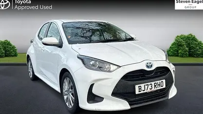Used 2025 Toyota Yaris Hybrid Hatchback | £20,620 (Fair price)