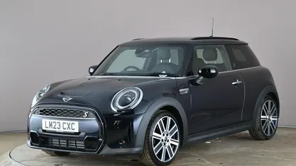 Used Mini Cooper S Exclusive 178 HP (130 kW) 2022 Blue/black Hatchback