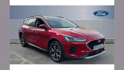 Used Ford Focus Active 125 HP (91 kW) 2022 Red Estate
