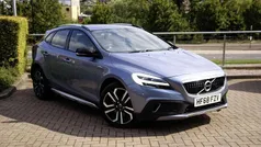 Blue Used 2018 Volvo V40 CC Pro Estate | £10,995 (Fair price)