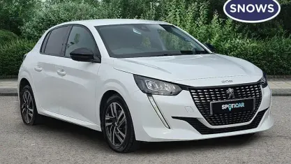 Used Peugeot 208 Allure+ 102 HP (75 kW) 2023 White Hatchback