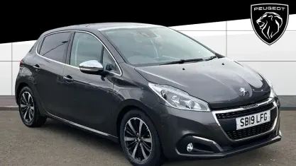 Used Peugeot 208 82 HP (60 kW) 2019 Grey Hatchback