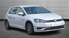 Used 2018 VW Golf VII SE Hatchback | £13,090 (Fair price)