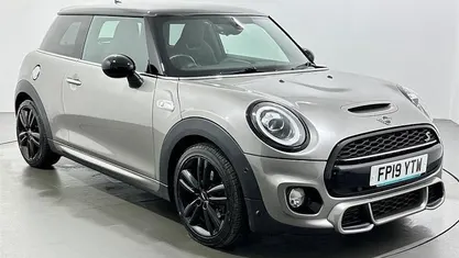 Used Mini Cooper S Hatch 192 HP (141 kW) 2019 Hatchback