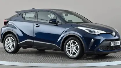 Used Toyota C-HR 122 HP (89 kW) 2023 Blue SUV