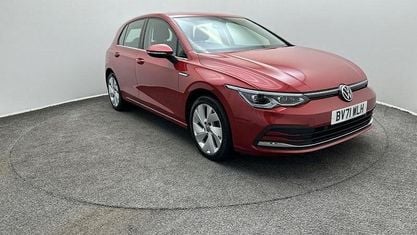 Second-hand VW Golf VIII Style 131 CP (96 kW) 2024 Hatchback