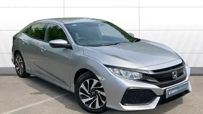 Used Honda Civic SE 129 HP (94 kW) 2018 Silver Hatchback