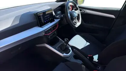 New Seat Arona FR 116 HP (85 kW) 2025 White SUV