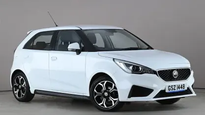 Begagnad MG MG3 Excite 106 HK (77 kW) 2024 Halvkombi