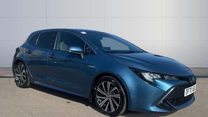 Używany Toyota Corolla Design 122 KM (89 kW) 2022 Hatchback