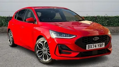 Used Ford Focus ST-Line X 155 HP (114 kW) 2024 Red Hatchback